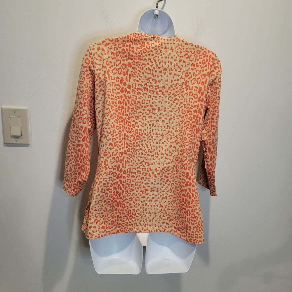 J Mclaughlin Size M Orange Animal Print Vneck Blouse - Picture 4 of 7